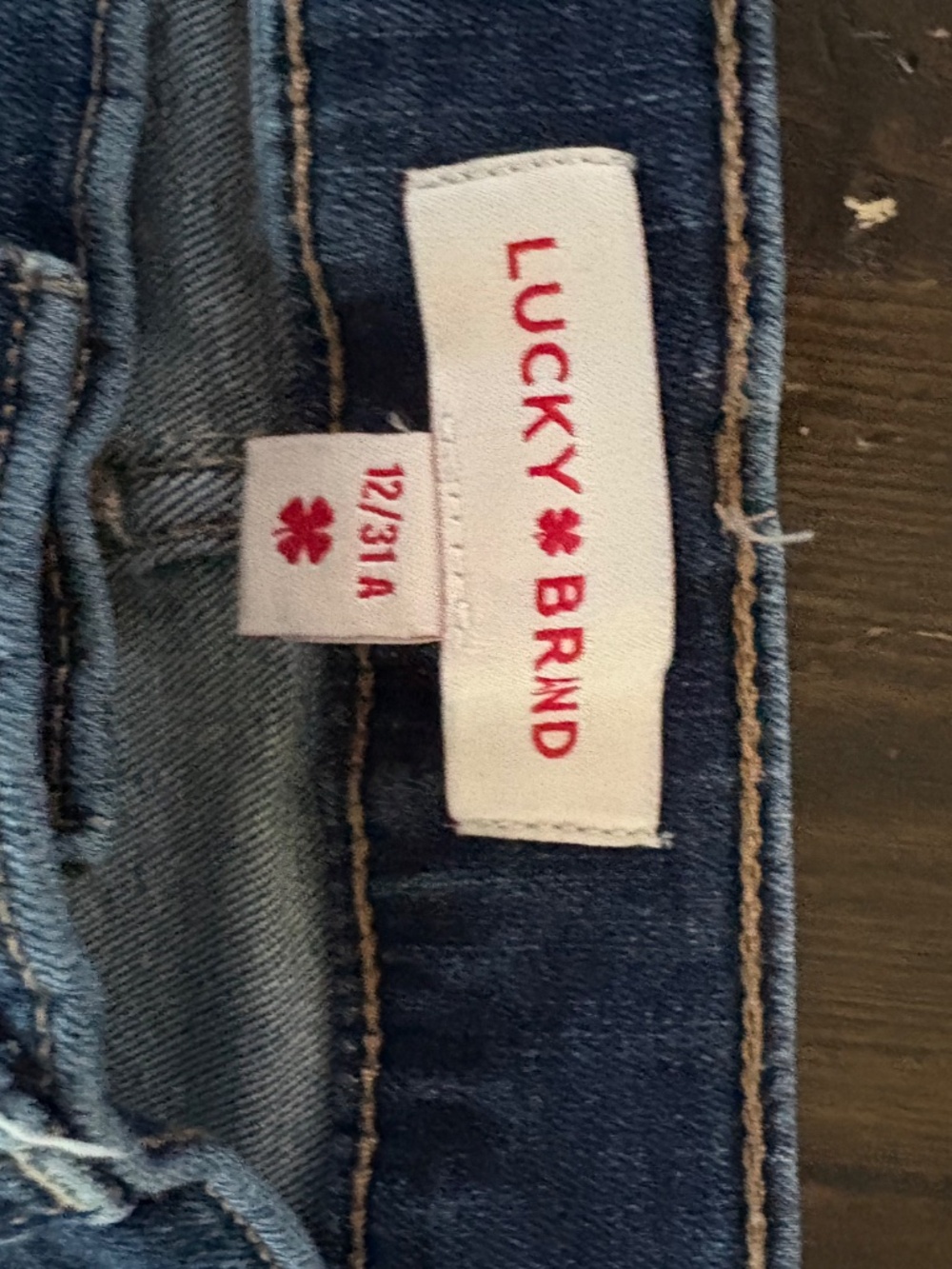 Lucky Brand Ava cut jeans - Picture 2 of 4